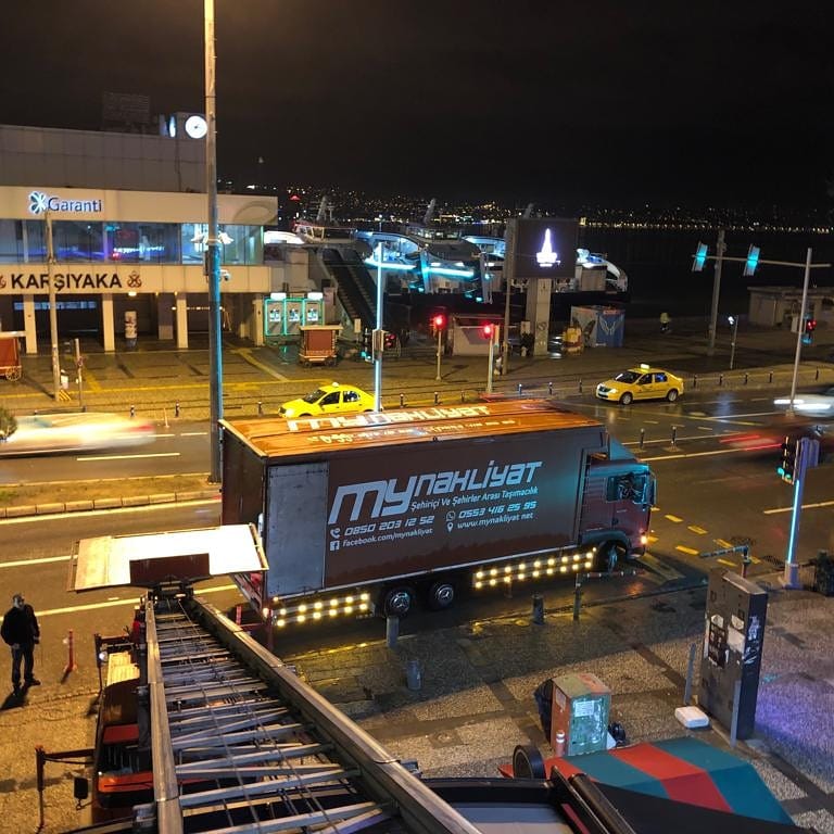 Karşıyaka Evden Eve Nakliyat Fiyatları:  Taşınmanın Yolları
